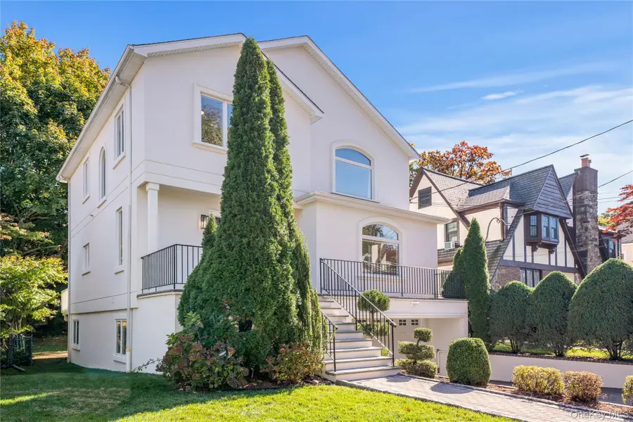 35 Columbia Place, Mount Vernon, NY 10552 - Image #2