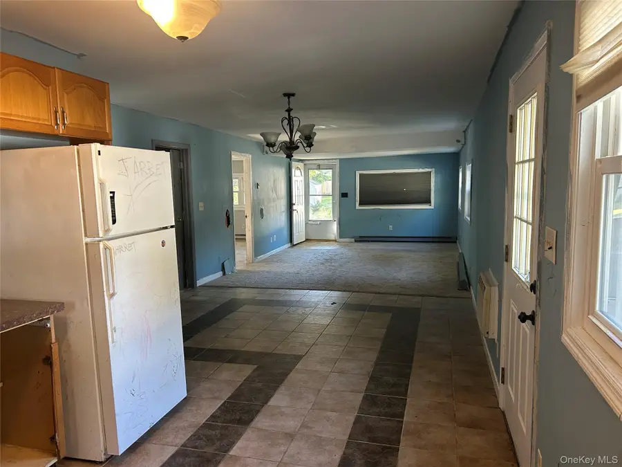 129 Westbury Drive, Sound Beach, NY 11789 - Image #3