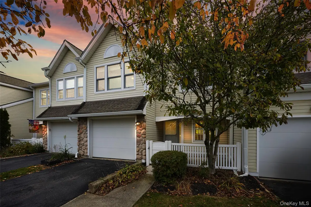 43 Spruce Ridge Drive, Fishkill, NY 12524 - Image #1