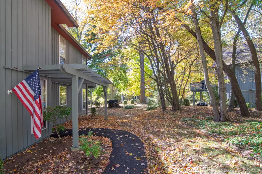 32 Bleakley Drive, Peekskill, NY 10566 - Image #2