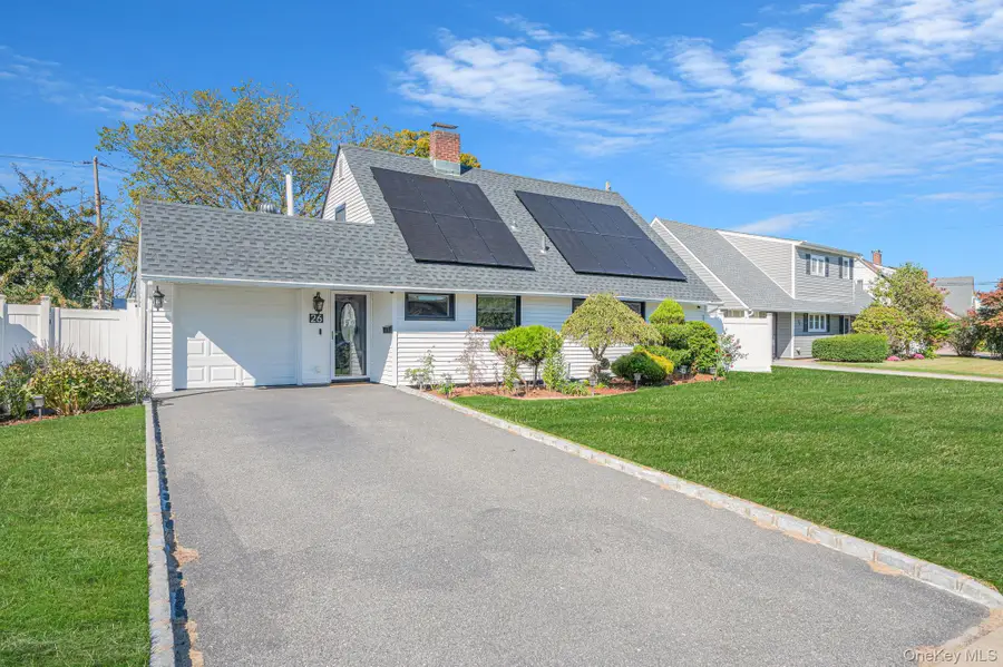 26 Sky Lane, Levittown, NY 11756 - Image #2