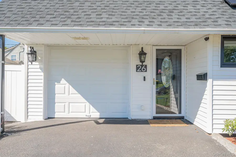 26 Sky Lane, Levittown, NY 11756 - Image #3