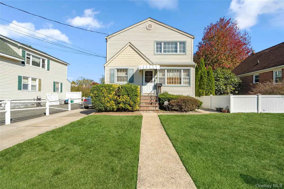 59 Wood Street, Lynbrook, NY 11563 - Image #1