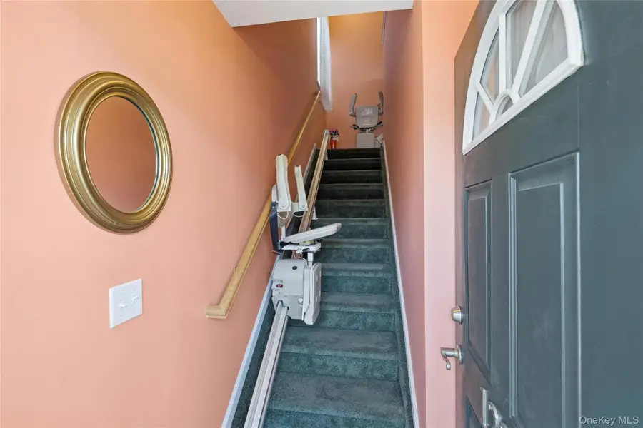 1228 Willow Lane, Valley Stream, NY 11580 - Image #3