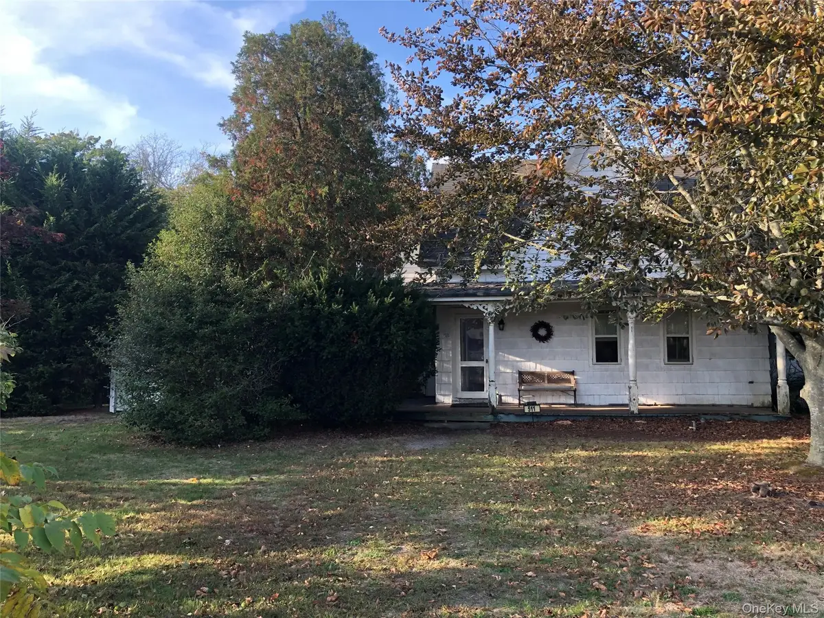 511 Montauk Highway, East Moriches, NY 11940 - #1