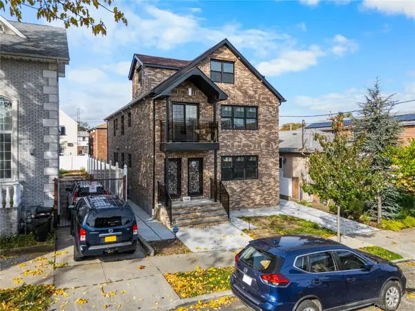 1120 128th Street, College Point, NY 11356