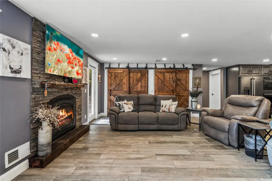 108 Sportsmen Street, Central Islip, NY 11722 - Image #3