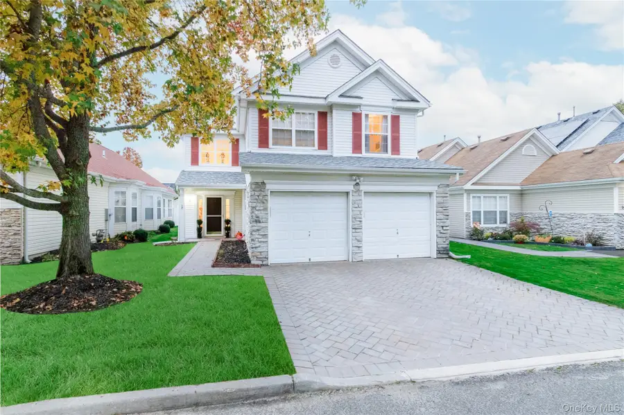 17 Ariel Drive, Middle Island, NY 11953 - Image #2