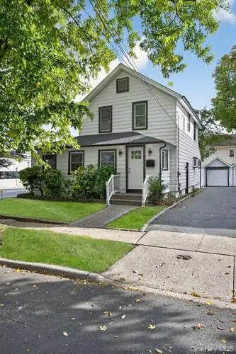 201 Jamaica Boulevard, Carle Place, NY 11514 - Image #2
