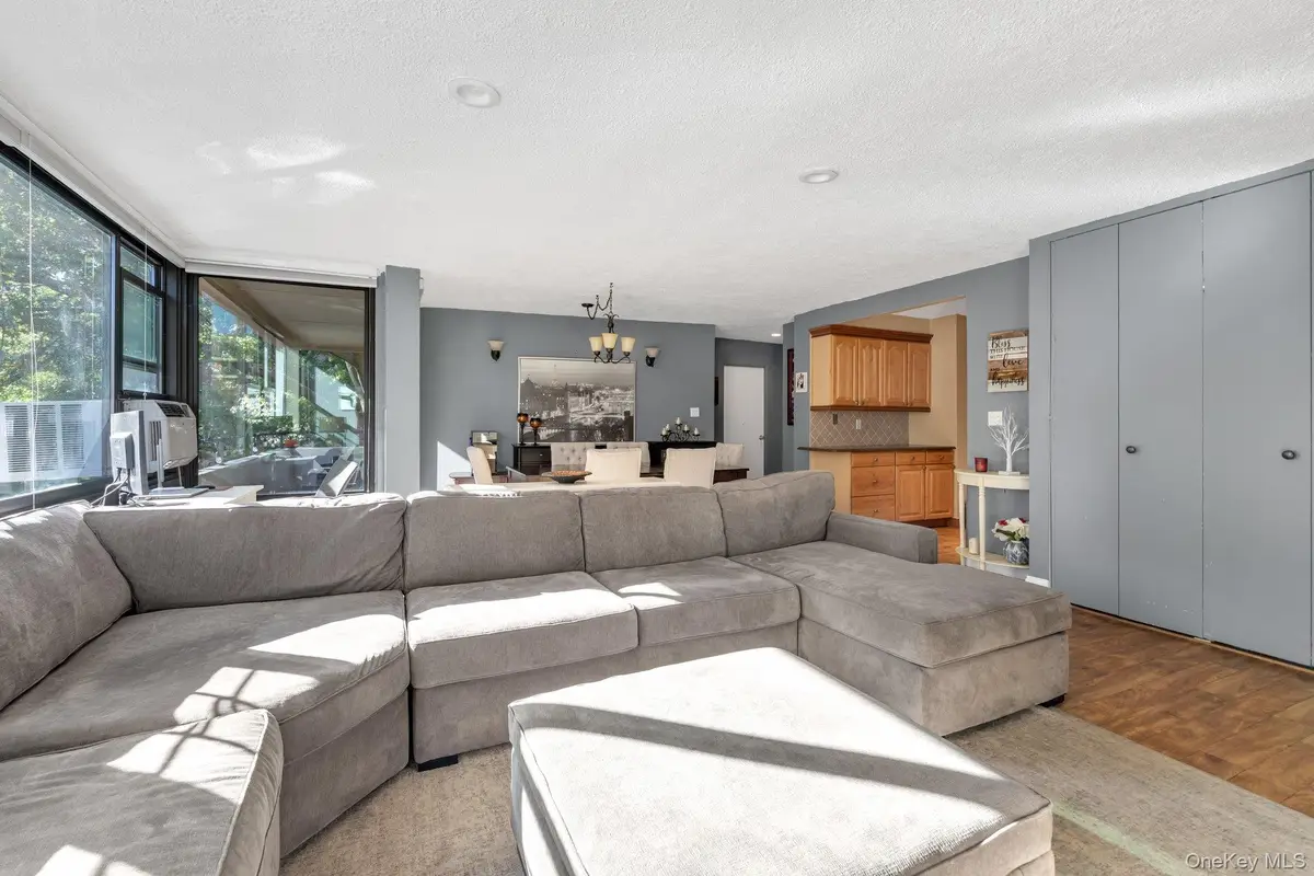 162-11 9th Ave #3D, Beechhurst, NY 11357 - Image #1