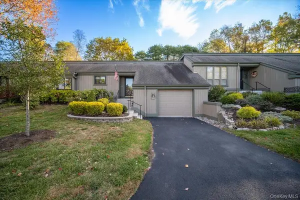 523 Heritage Hills #B, Somers, NY 10589