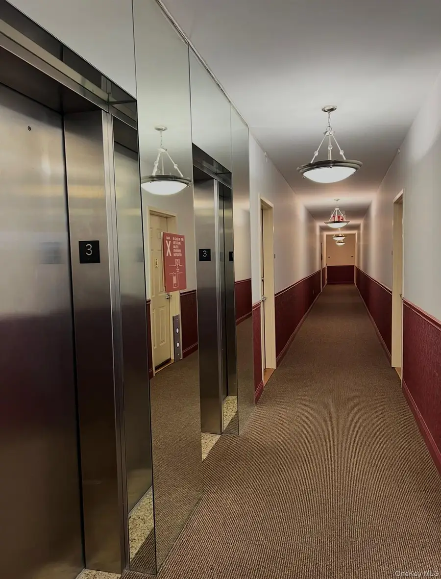 76-18 69th Place #3K, Glendale, NY 11385 - Image #2