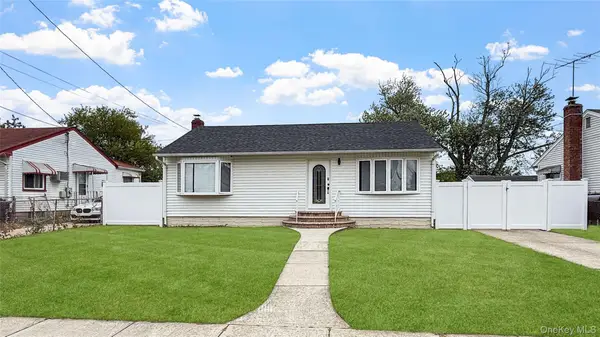 3 Beta Drive, Amityville, NY 11701