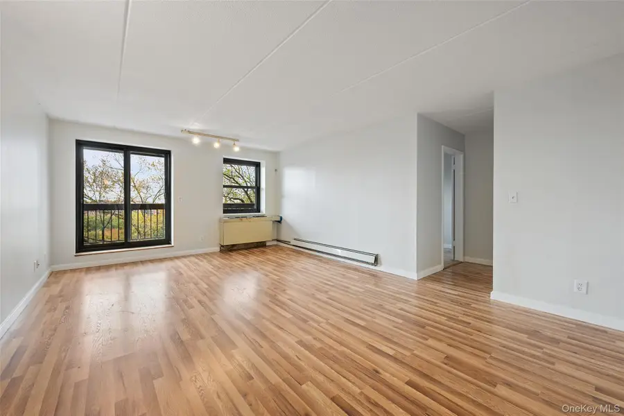 1376 Midland Avenue #602, Bronxville, NY 10708 - Image #2