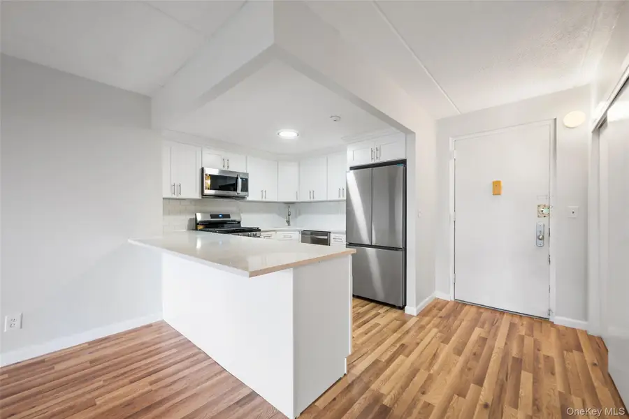 1376 Midland Avenue #602, Bronxville, NY 10708 - Image #3