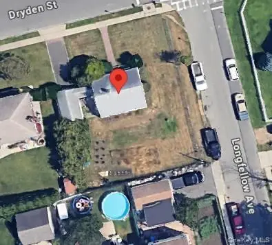 544 Dryden Street, Westbury, NY 11590 - Image #2