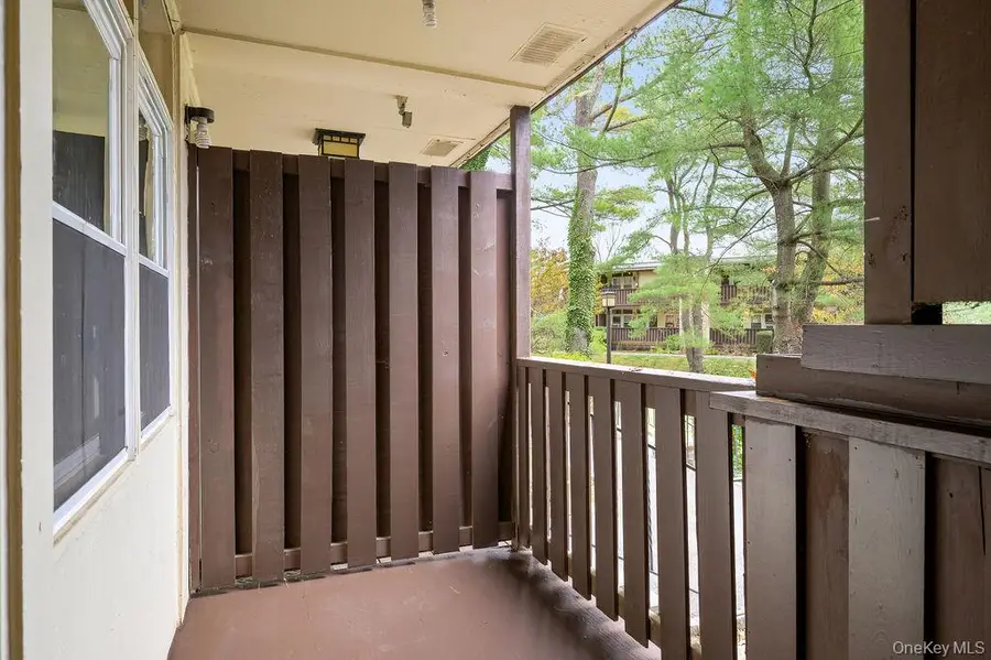 103 Wiltshire Road #D6, Scarsdale, NY 10583 - Image #3