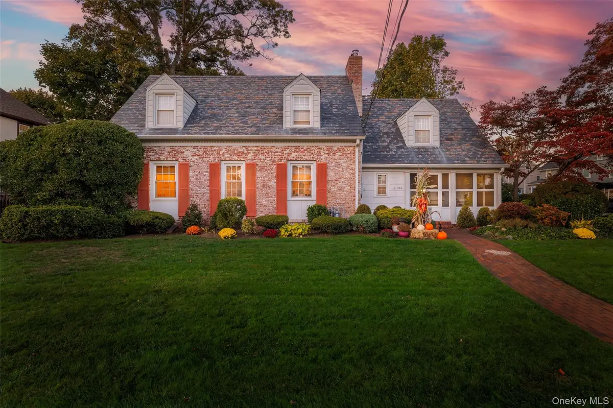 265 Raymond, Rockville Centre, NY 11570 - Image #1