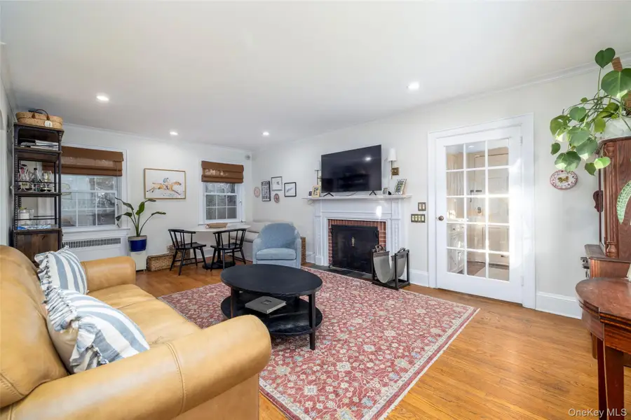 265 Raymond, Rockville Centre, NY 11570 - Image #2