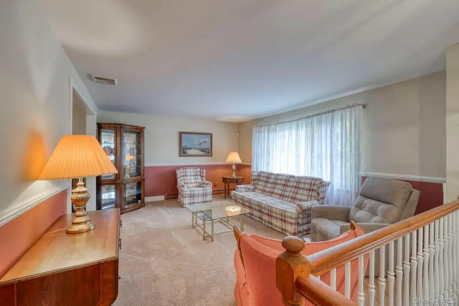 23 Maureen Drive, Middletown, NY 10940 - Image #2