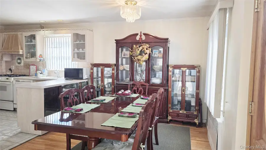 154-07 24 Road, Whitestone, NY 11357 - Image #3