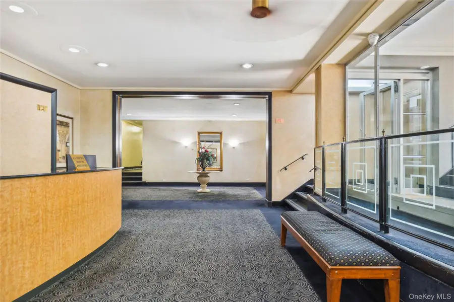 123-35 82nd Road #7G, Kew Gardens, NY 11415 - Image #2