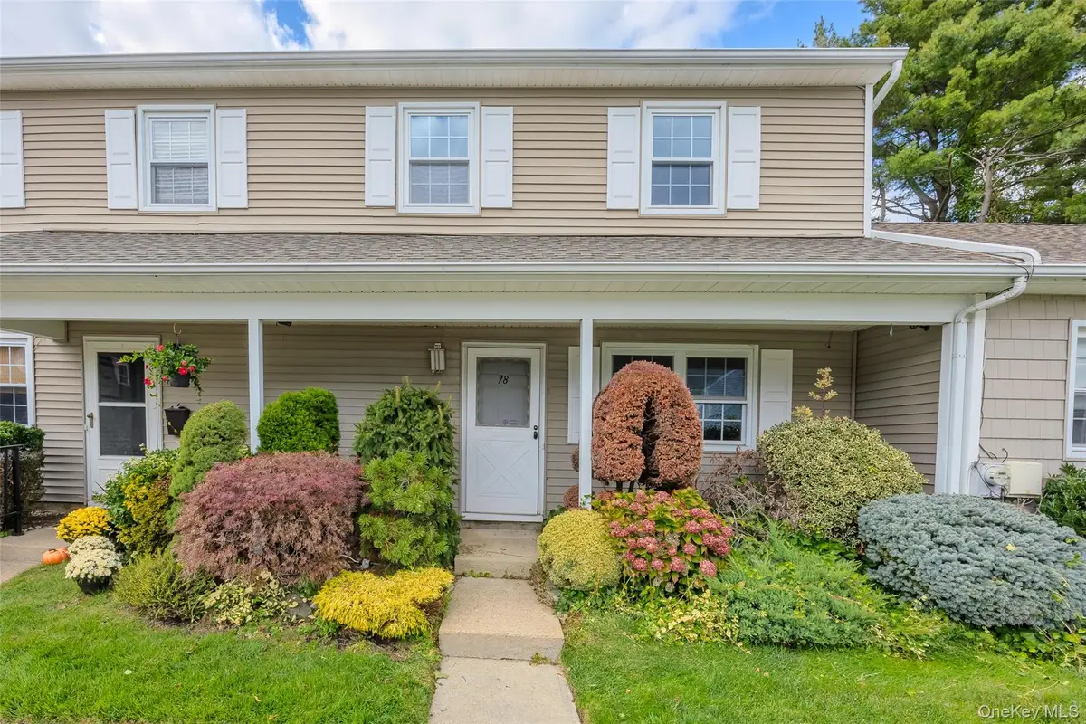 78 Hayloft Court, Huntington Station, NY 11746 - Image #1