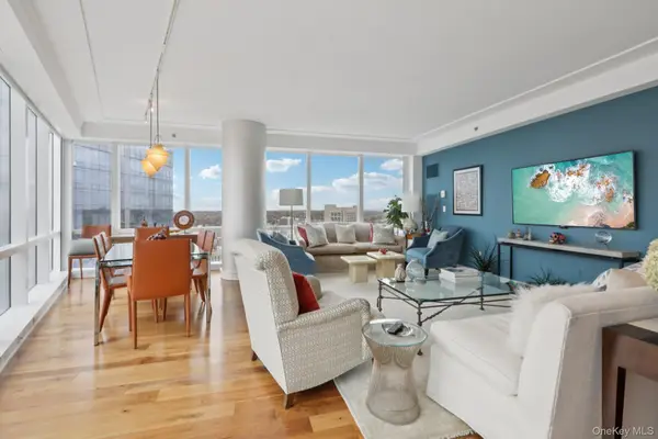 5 Renaissance Square #27G, White Plains, NY 10601