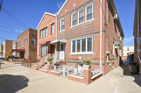 79-23 69 Avenue, Middle Village, NY 11379