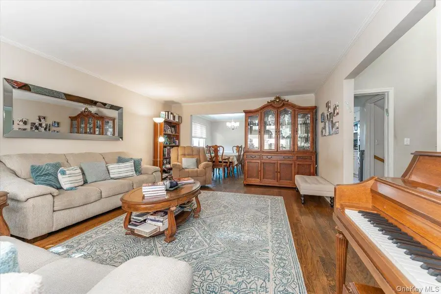 850 Ibsen Street, Woodmere, NY 11598 - Image #2