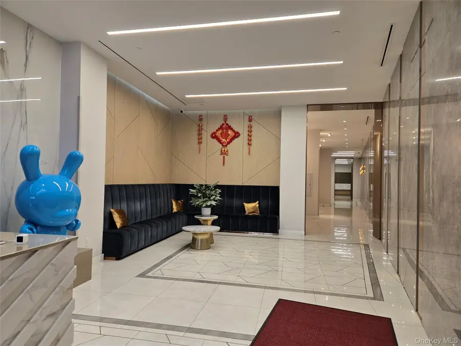 136-18 Maple Avenue #5E, Flushing, NY 11355 - Image #2