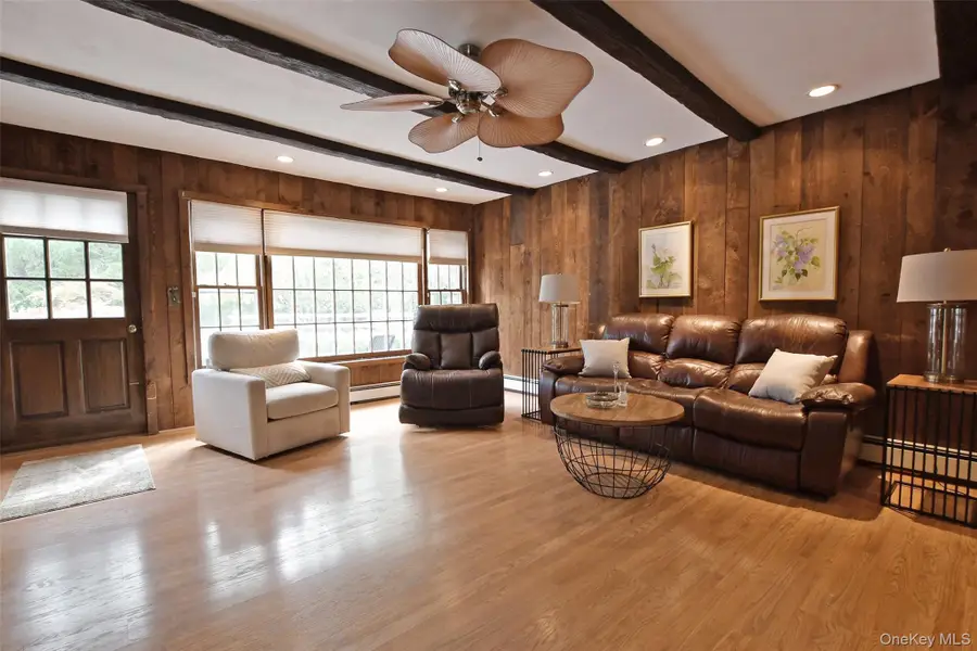 72 Mahogany Road, Rocky Point, NY 11778 - Image #3