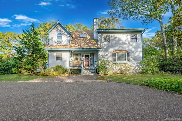 484 Brookhaven Avenue, Riverhead, NY 11901