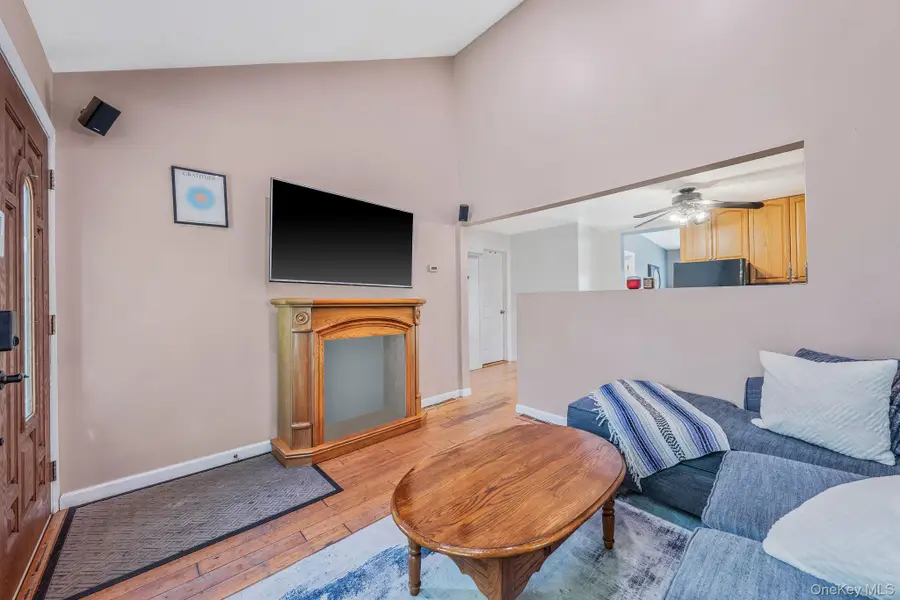 128 Lakeside Trail, Ridge, NY 11961 - Image #3