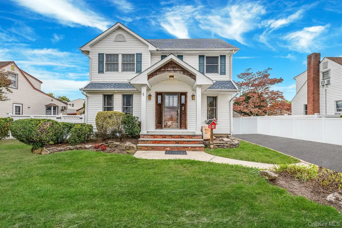 4 Sullivan Avenue, Farmingdale, NY 11735 - Image #1