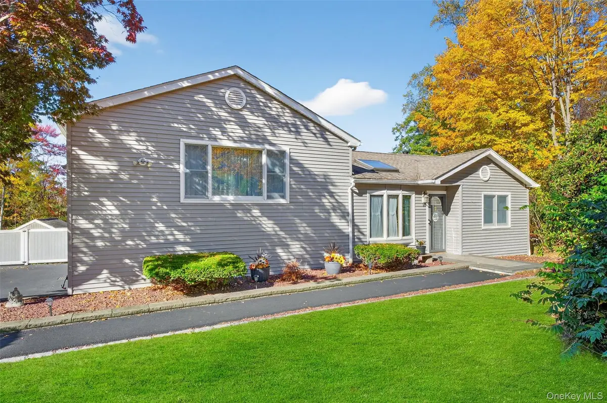 15 Woodbine Drive, Mahopac, NY 10541 - Image #1