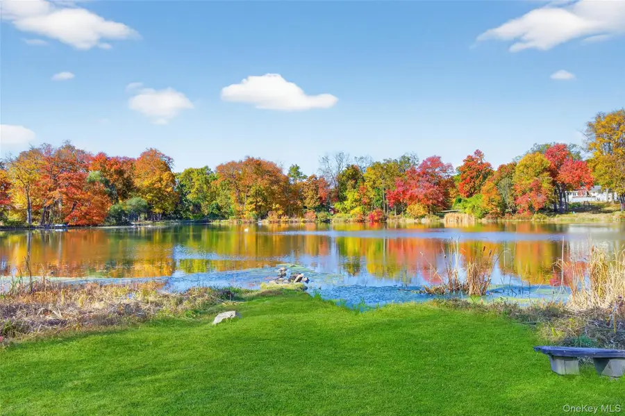 15 Woodbine Drive, Mahopac, NY 10541 - Image #2