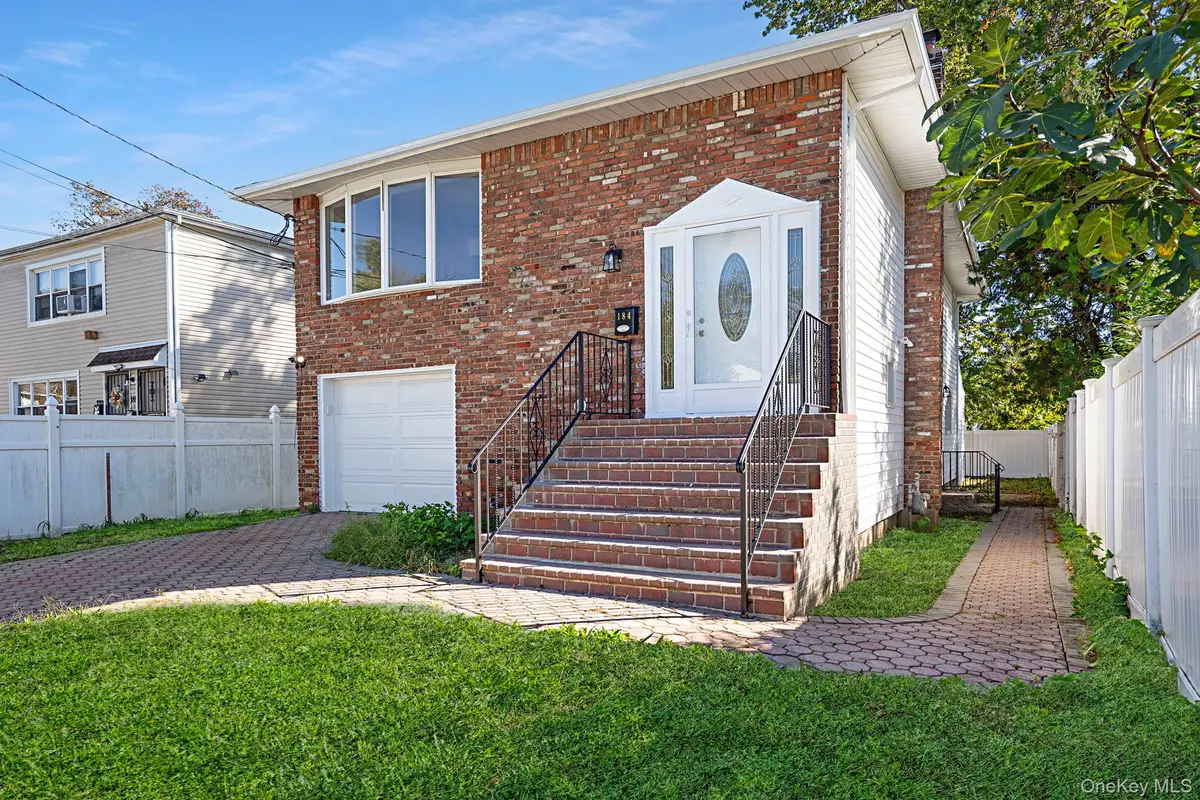 184 Wellesley Street, Hempstead, NY 11550 - Image #1