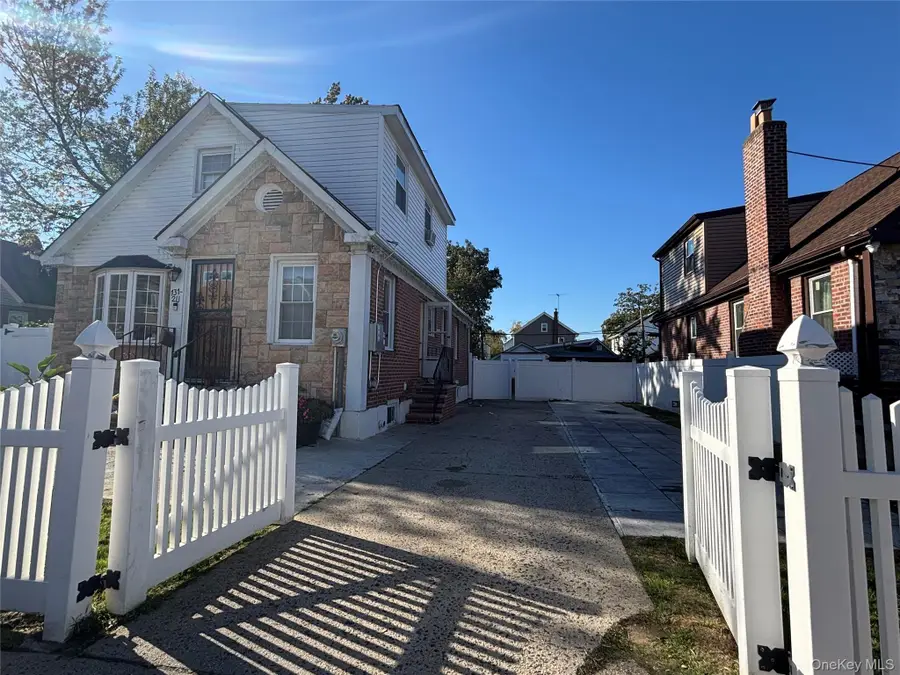 131-20 224th Street, Laurelton, NY 11413 - Image #3