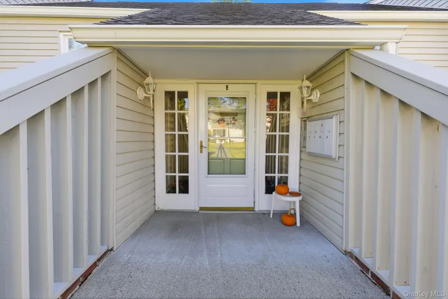 602 Holly Stream Court, Brewster, NY 10509 - Image #3