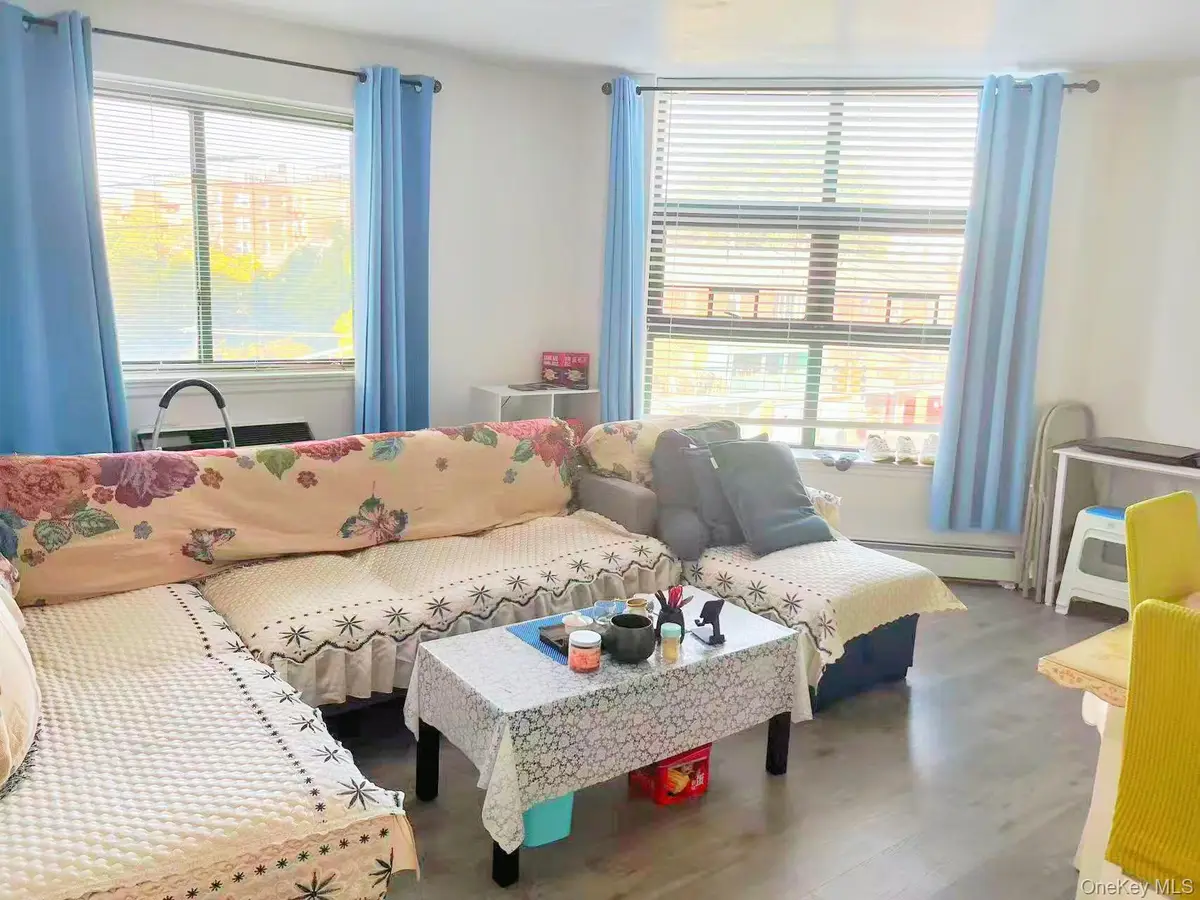 4133 Parsons Boulevard #3C, Flushing, NY 11355 - Image #1