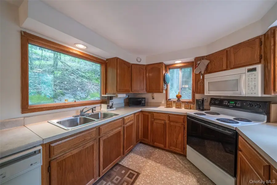 442 Main Street, Grahamsville, NY 12740 - Image #2