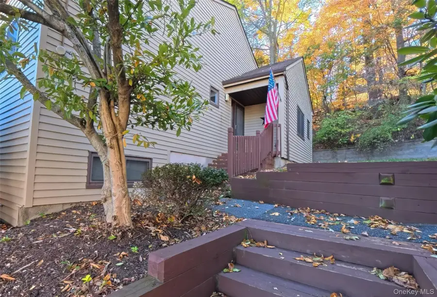 15 Cherry Court, Highland Mills, NY 10930 - Image #2