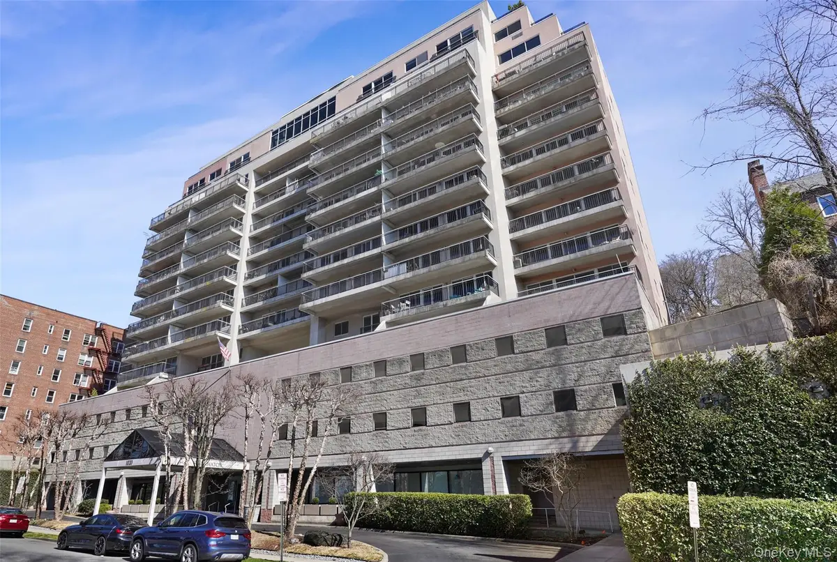 1020 Warburton Avenue #6C, Yonkers, NY 10701 - Image #1