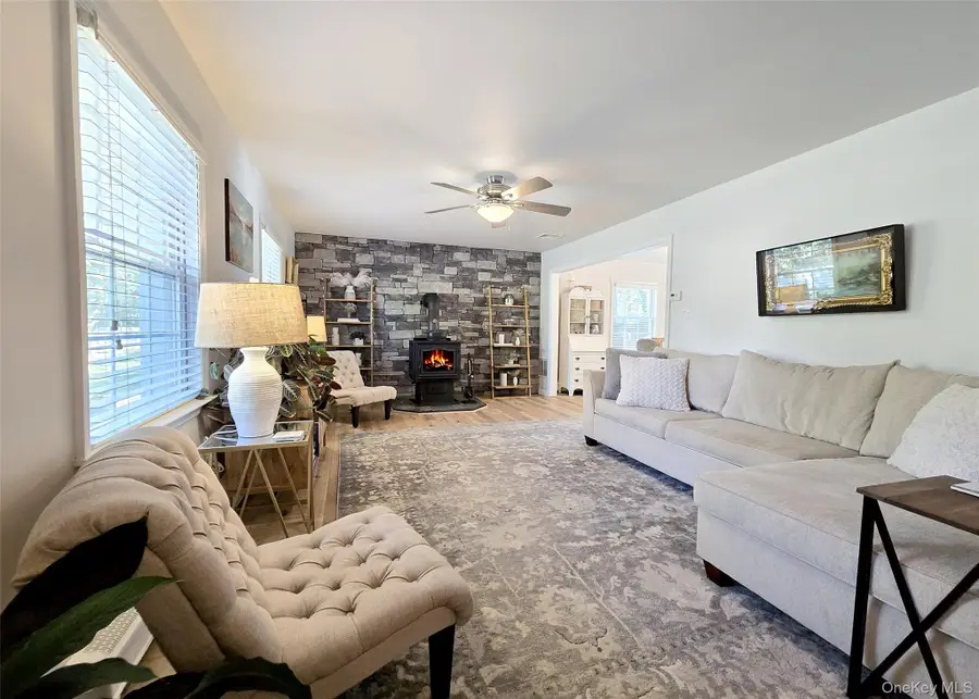 114 Wedgewood Drive, Coram, NY 11727 - Image #2