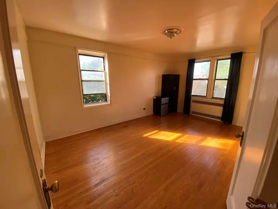 40-35 Ithaca Street #3D, Elmhurst, NY 11373 - Image #3