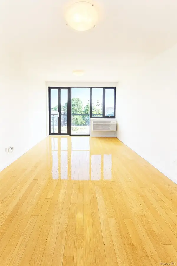 60-70 Woodhaven Boulevard #3A, Elmhurst, NY 11373