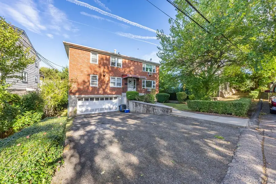 15 Stevens Avenue, Yonkers, NY 10704 - Image #2