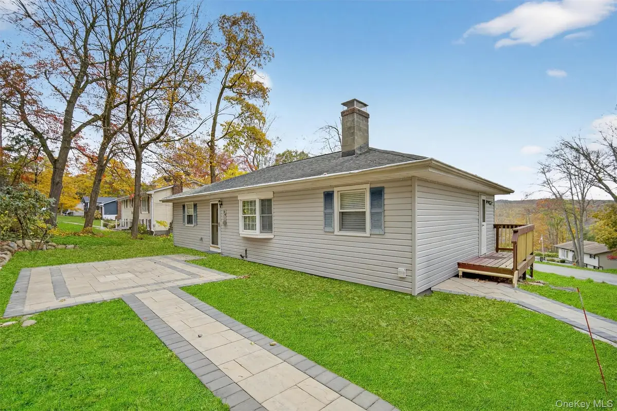 39 West Avenue, Putnam Valley, NY 10579 - Image #1