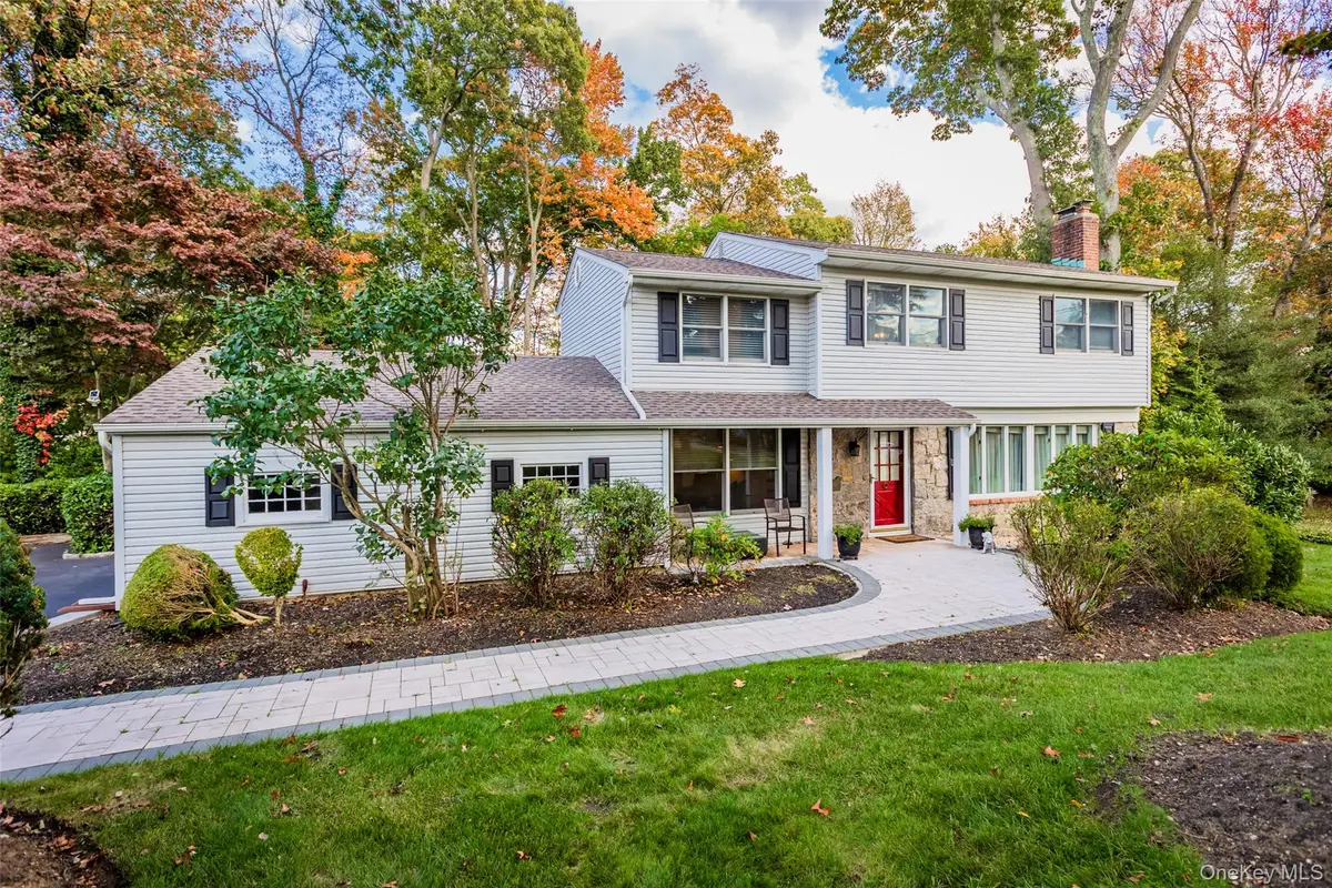 7 Carriage Lane, Setauket, NY 11733 - Image #1